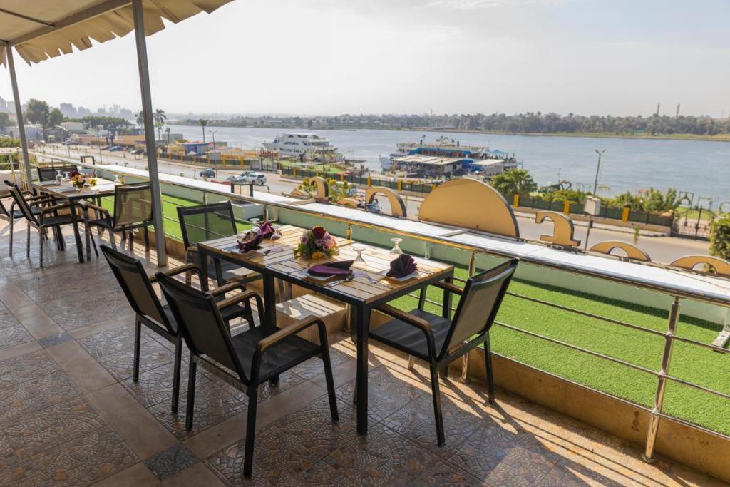Ultra Loaloa Nile Maadi Hotel Le Caire Extérieur photo