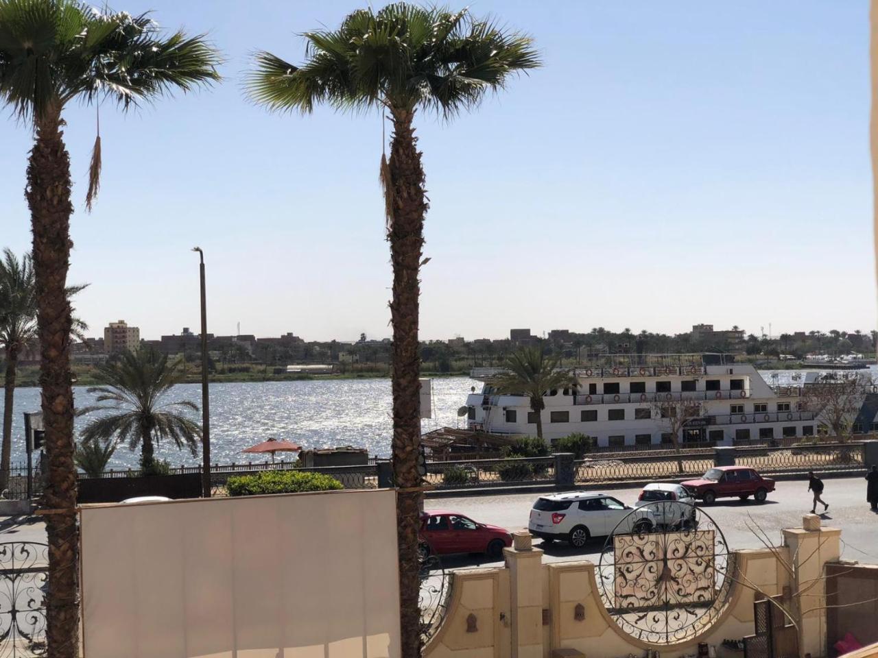 Ultra Loaloa Nile Maadi Hotel Le Caire Extérieur photo