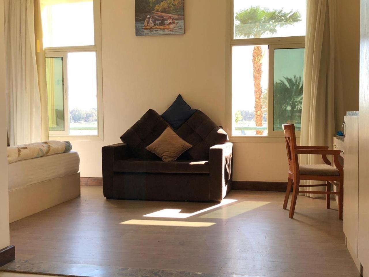 Ultra Loaloa Nile Maadi Hotel Le Caire Extérieur photo