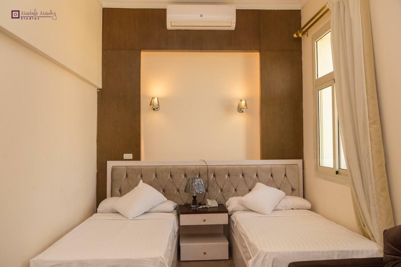 Ultra Loaloa Nile Maadi Hotel Le Caire Extérieur photo